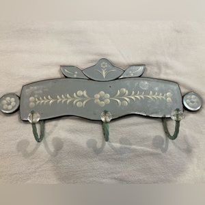 Etched Glass 3 Hook Wall Mount Hanger